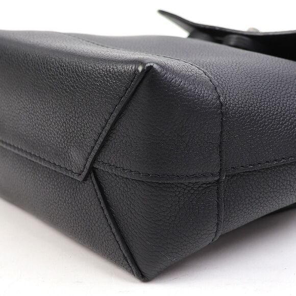 Louis Vuitton LockMe Mini Backpack Noir Taurillon Calfskin Leather - Picture 8 of 12